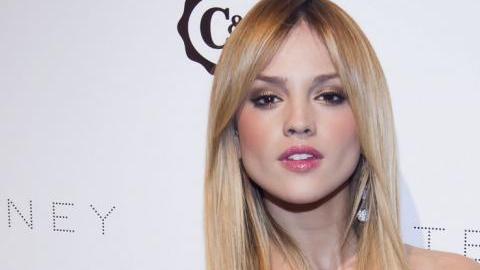 La guapa actriz vuelve a estar en el ojo del huracán.