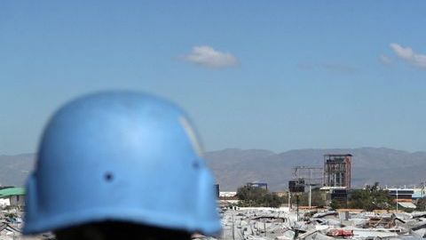 El personal militar de las Naciones Unidas, procedente de más de 110 países.