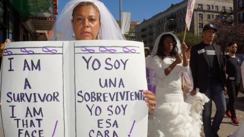 La Marcha de las Novias se realiza en homenaje a Gladys Ricart, asesinada por un exnovio horas antes de su matrimonio con otro hombre.