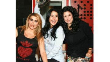 La artista no pudo cantar con Rocío Banquells, Dulce y Karina en Guadalajara.