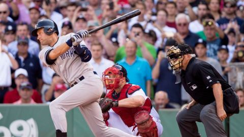 Jeter pegó sencillo en el tercer episodio.