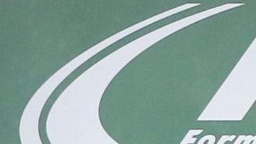 Sin champaña y sin euforia.