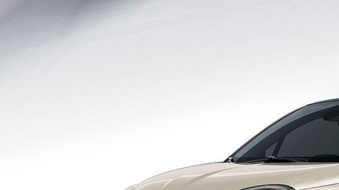 El nuevo 500X de Fiat ofrece buen agarre en el camino.