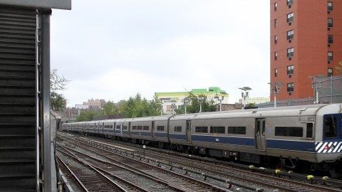 Las nuevas estaciones darían una alternativa menos congestionada a los residentes del área.