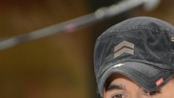 Enrique tiene alrededor de 20 años en la industria musical.