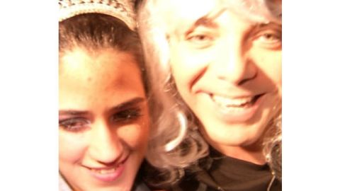 El flechazo se dio durante el certamen de belleza Miss Earth hace tres semanas.