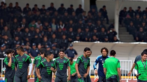 La selección mexicana prepara su encuentro de mañana ante Honduras.