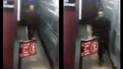 La víctima pasó por un estrecho pasadizo para ir a orinar en la estación.