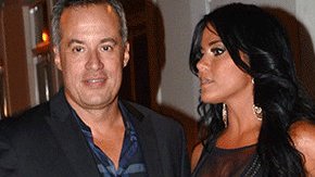 Maripily alega que el ejecutivo la golpeó en el rostro y que le hizo varios rasguños en su cuello y brazo.