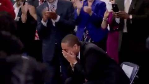 Nesmith fue premiado con $25,000 como parte del Milken Educator Award.