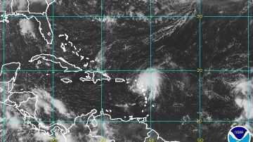 Pasó como tormenta tropical cerca de la isla de Antigua.