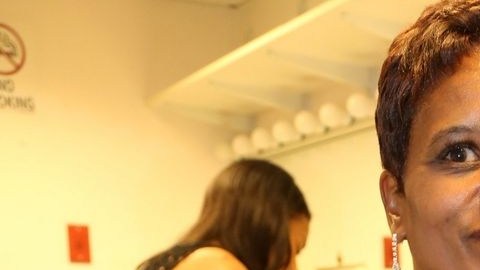 Rachel Noerdlinger está metida en líos, principalmente porque no declaró que su novio es un exconvicto.