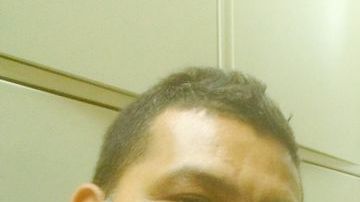 De izquierda a derecha, Sandra  Amézquita, su esposo Ronel Lemus; la amiga de ambos, Mercedes Hidalgo, y su esposo, Secundino Payanis.