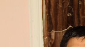 Carlos y Luis Juárez esperan recuperar los salarios adeudados por su trabajo en Papa John's.