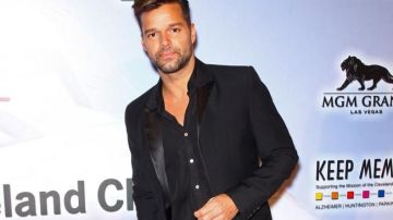 Roy Rosselló dijo que cuando llegó a una fiesta vio a Ricky Martin vestido de mujer.