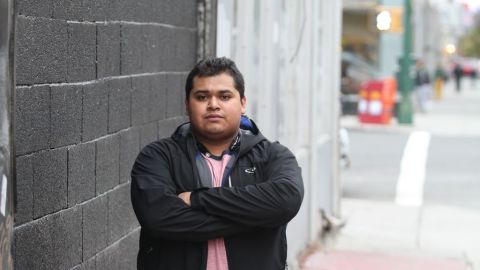 César Pérez confía que la nueva ley ayude a su padre.