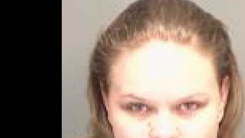 La mujer fue trasladada a una cárcel del condado de Pinellas..