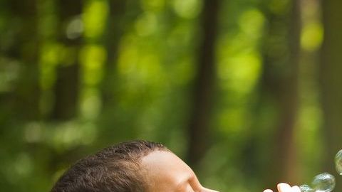 Observa las cosas que tu hijo disfruta hacer para detectar sus talentos.