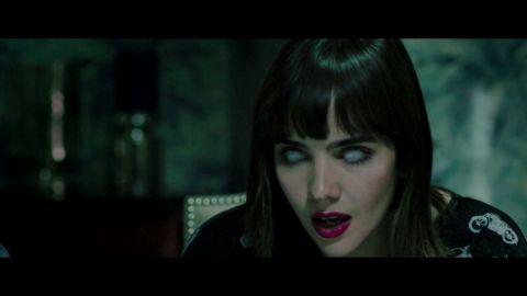 Ana Coto es una escena de Ouija.