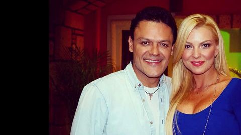 Parece que el artista tendrá que devolver parte del dinero que le dieron en el contrato.