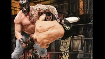 La nueva serie 'Lucha Underground' sigue a varios luchadores profesionales en sus batallas profesionales y personales.