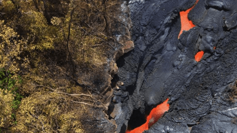 El volcán esta en plena actividad.