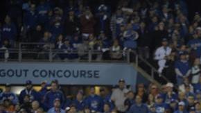 Bumgarner ingresó al decisivo juego en el quinto inning y terminó con marca de 48.2 innings en el "Clásico de Otoño".