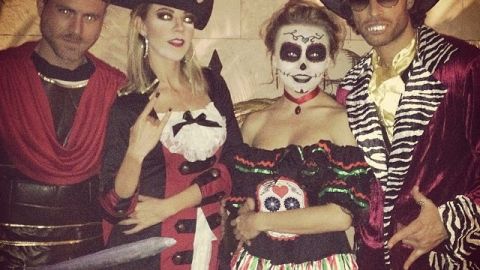 Angelique se vistió de catrina y Sebastián se puso una dentadura falsa horrible.