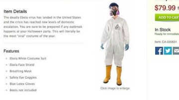 Mucha gente conpró el traje amarillo y blanco para evitar el virus del ébola.