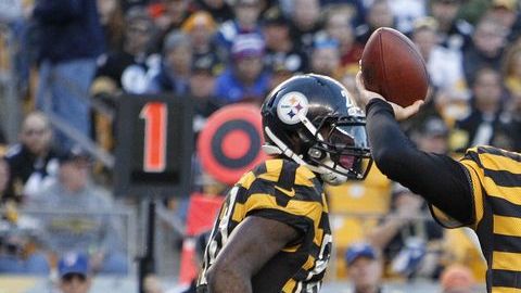 Roethlisberger vuelve por sus fueros.