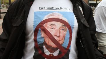 Los grupos preparan para este mes un boicot económico para presionar la salida de Bratton.