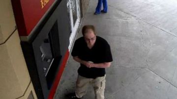 El sujeto fue visto por última vez cerca de un ATM.