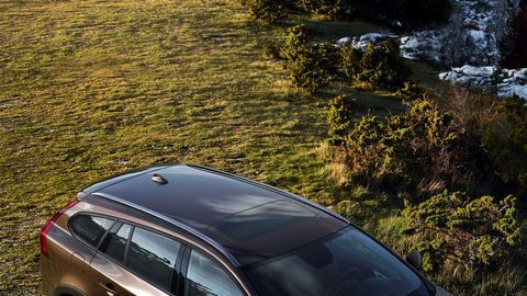El V60 Cross Country ofrece lujo, pero también seguridad para la aventura.