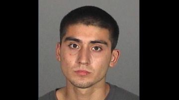 Abel Samano, de 18 años, fue detenido después que una llamada anónima asistió con su captura.