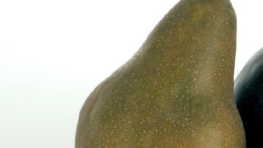 Estos deliciosos postres son una opción para disfrutar las peras de temporada.