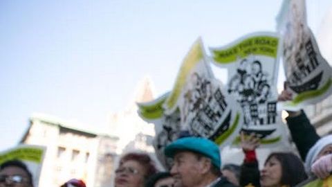 La coalición Alliance for Tenant Power, junto a oficiales electos, lanzó la campaña en una actividad en la Alcaldía.