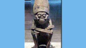 Estatuilla de Mictlantecuhtli en el Museo de Antropología en Xalapa, México.