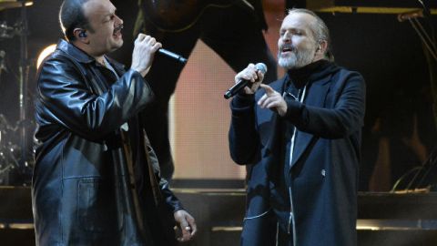 Pepe Aguilar y Miguel Bosé durante los ensayos de la gala de los Latin Grammy en Las Vegas.
