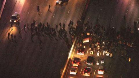 La interestatal 80 fue bloqueada en las dos direcciones.