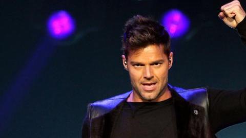 La decisión de Martin de hacer pública su homosexualidad no acabó con su estatus de icono sexual.