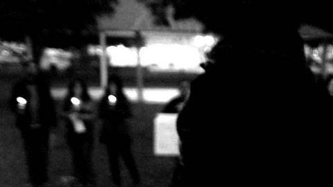 Vigilia en solidaridad con Ayotzinapa en Madera, la réplica de Guerrero en California.