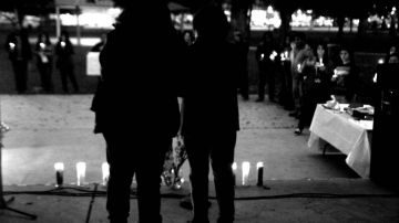 Vigilia en solidaridad con Ayotzinapa en Madera, la réplica de Guerrero en California.