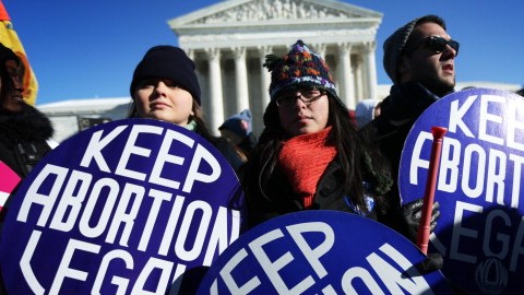 Activistas pro derechos reproductivos dijeron que es un triunfo de la mujer.