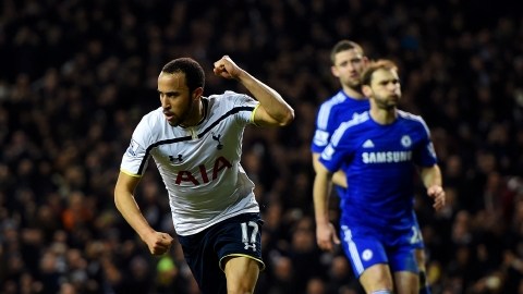 El Tottenham le clavó cinco pepinos al Chelsea de Mourinho para recibirlo al 2015.