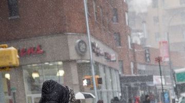Los neoyorquinos deberán lidiar con la nieve y las bajas temperaturas este fin de semana.