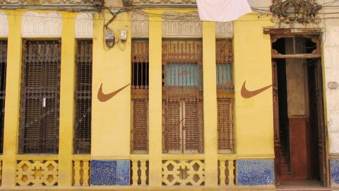 Una calle en La Habana, de Ernesto Oroza.