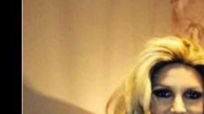 Según reporta E Online, esta canción había sido escrita originalmente para Britney.