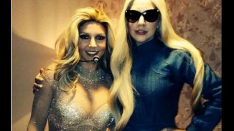 Según reporta E Online, esta canción había sido escrita originalmente para Britney.