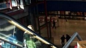 El paquete sospechoso.