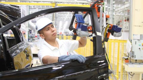 La industria automotriz comprometió $19 mil millones de inversión en México desde 2012.